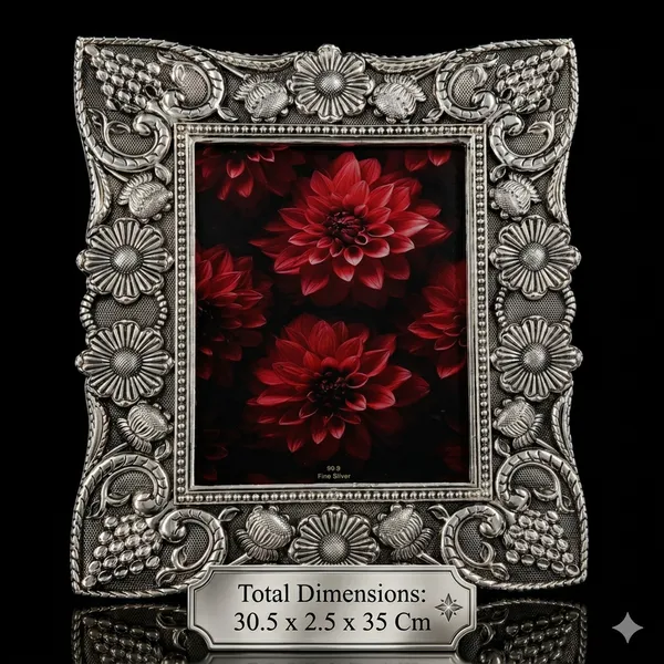 Royal_Blossom_Photo_Frame_–_Silver_Finish