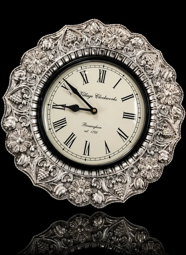 Regal_Bloom_Wall_Clock_–_Silver_Finish
