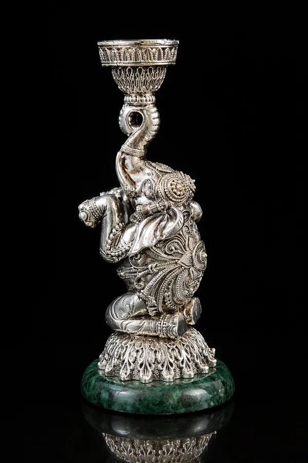 Royal_Elephant_Candle_Holder_–_Silver_Finish