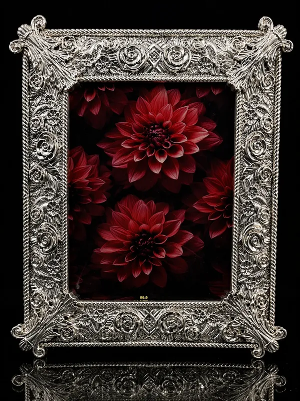 Royal_Rose_Photo_Frame_–_Silver_Finish