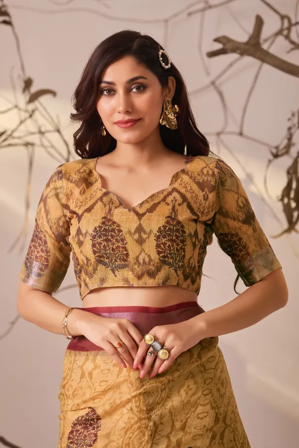Women_Woven_Saree