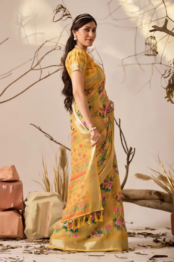 Women_Woven_Saree