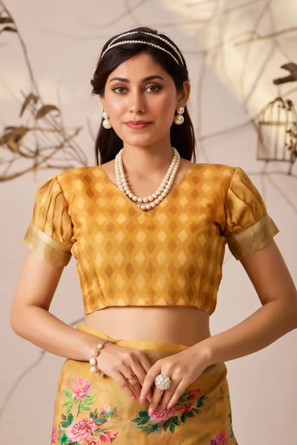 Women_Woven_Saree