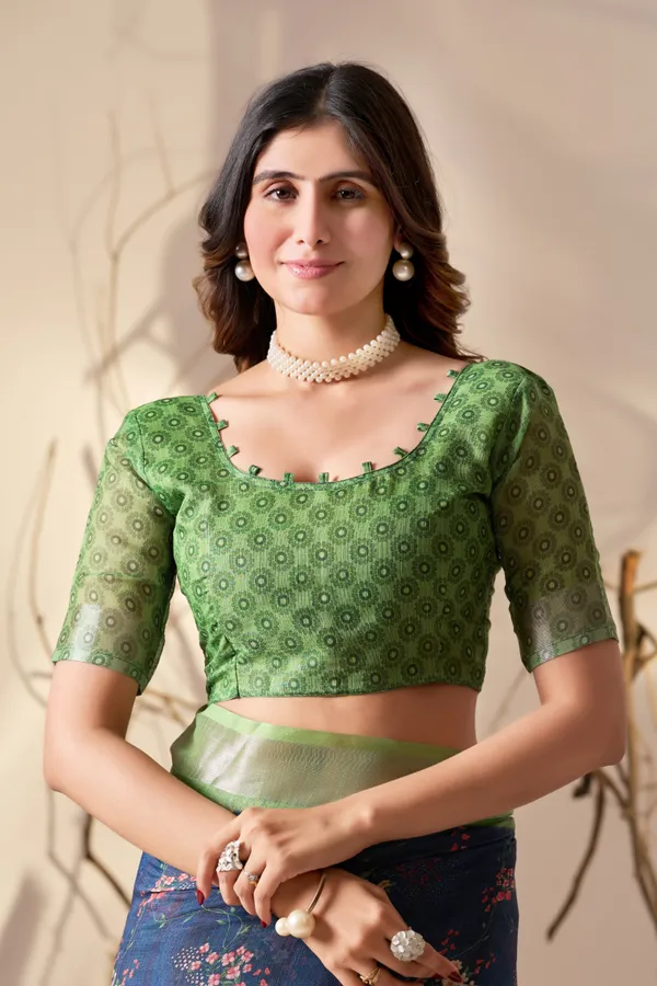 Women_Woven_Saree