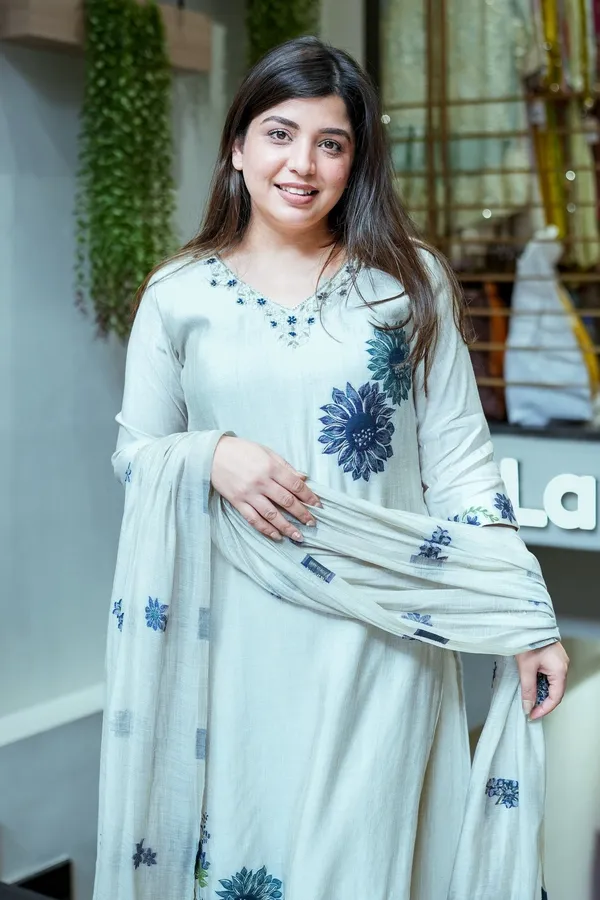 Women_Kurta_Set
