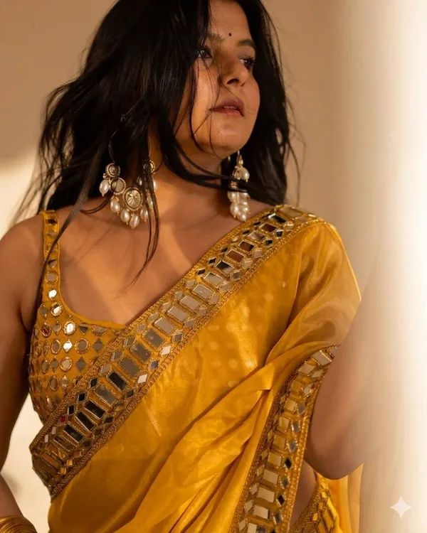 Mirror_Work_Satin_Saree