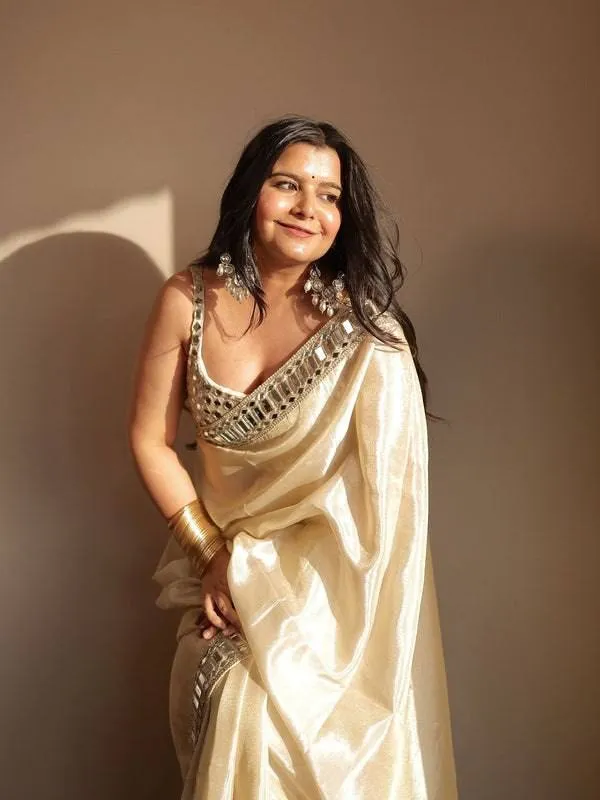 Mirror_Work_Satin_Saree