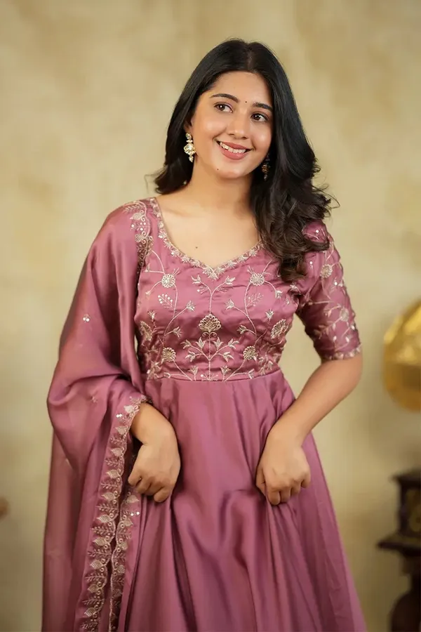 Woven_Design_Kurta_With_Dupatta