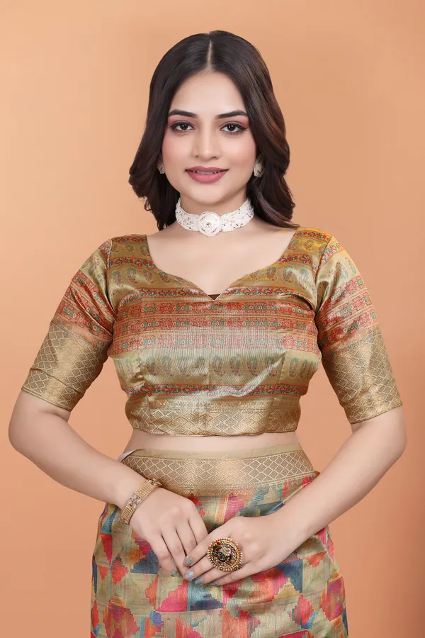 Golden_Art_Silk_Saree_For_Women