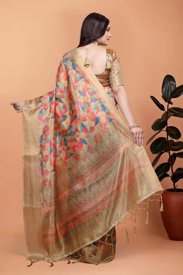 Golden_Art_Silk_Saree_For_Women