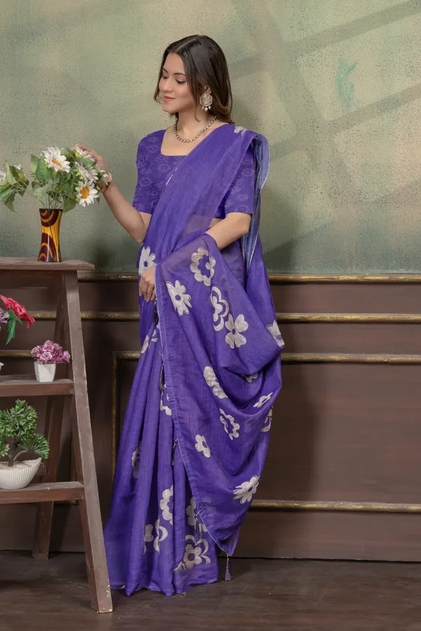 Women_Woven_Saree