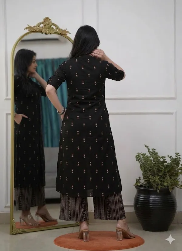 Woman_Rayon_Kurta_And_Pant_Set