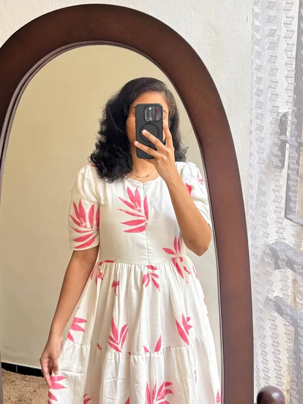 White_Cotton_Gown_For_Women