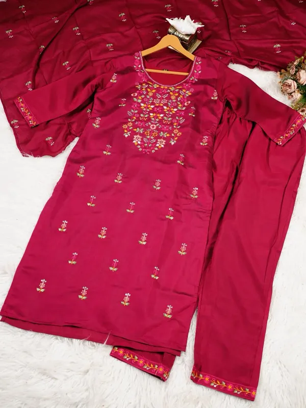 Roman_Fabric_Beautiful_Suit_Set