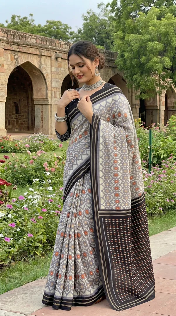 Floral_Print_Cotton_Blend_Saree