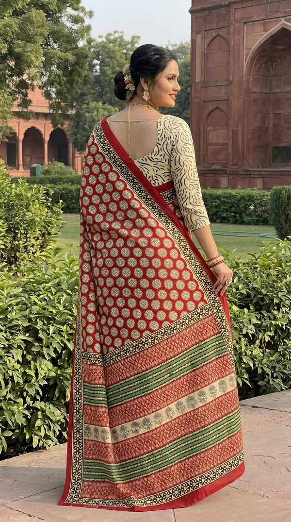 Floral_Print_Cotton_Blend_Saree