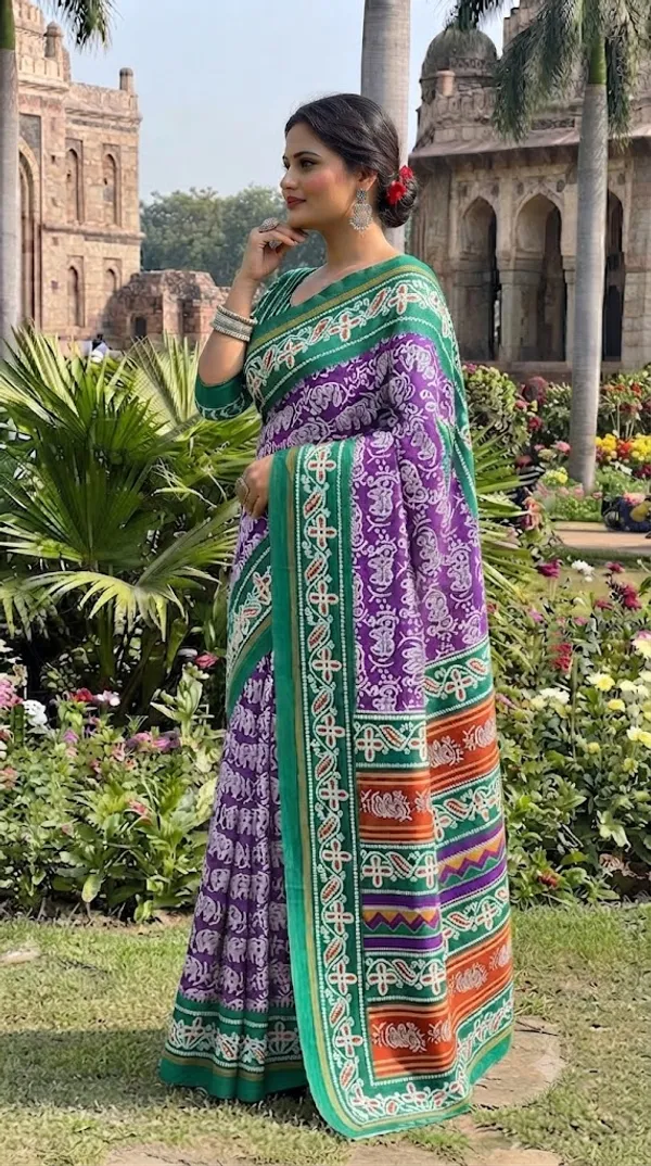Floral_Print_Cotton_Blend_Saree