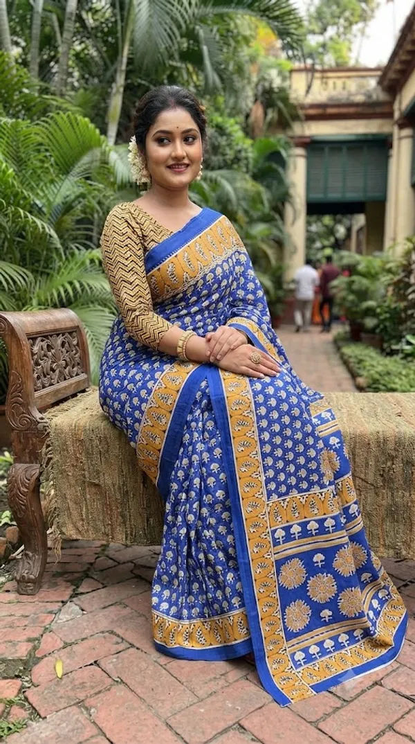 Floral_Print_Cotton_Blend_Saree