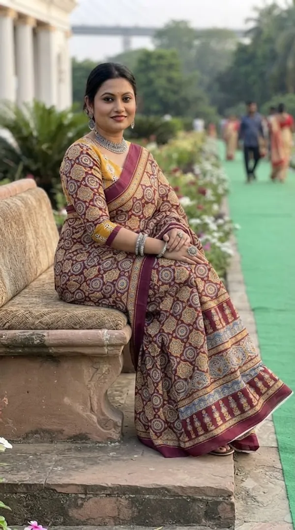 Floral_Print_Cotton_Blend_Saree