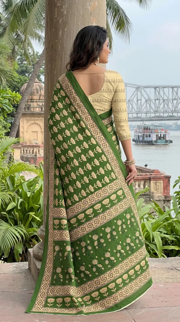 Floral_Print_Cotton_Blend_Saree