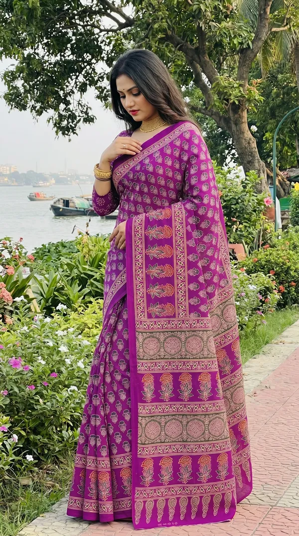 Floral_Print_Cotton_Blend_Saree