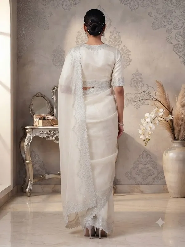 Women_Woven_Saree