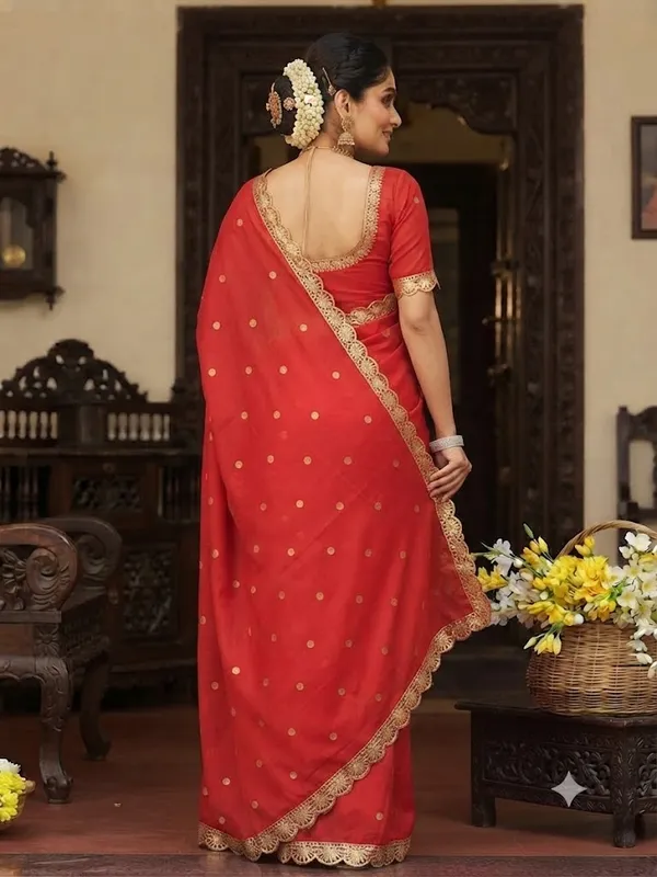 Women_Woven_Saree