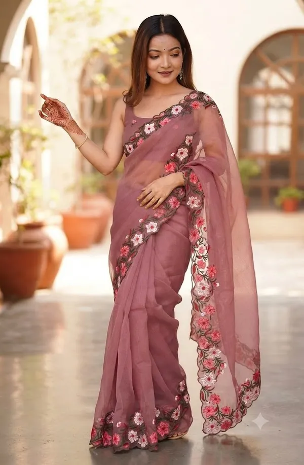 Women_Woven_Saree