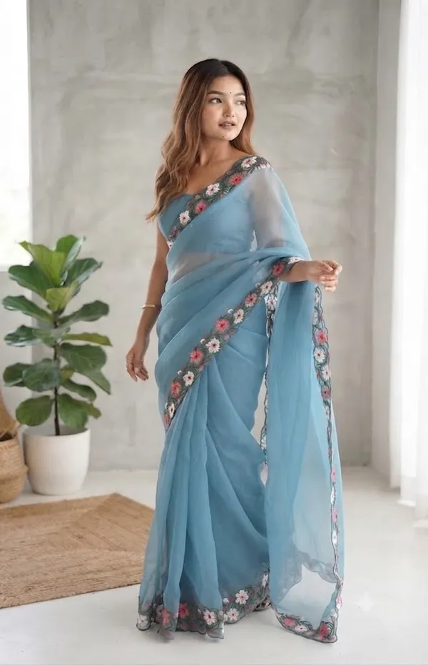 Women_Woven_Saree