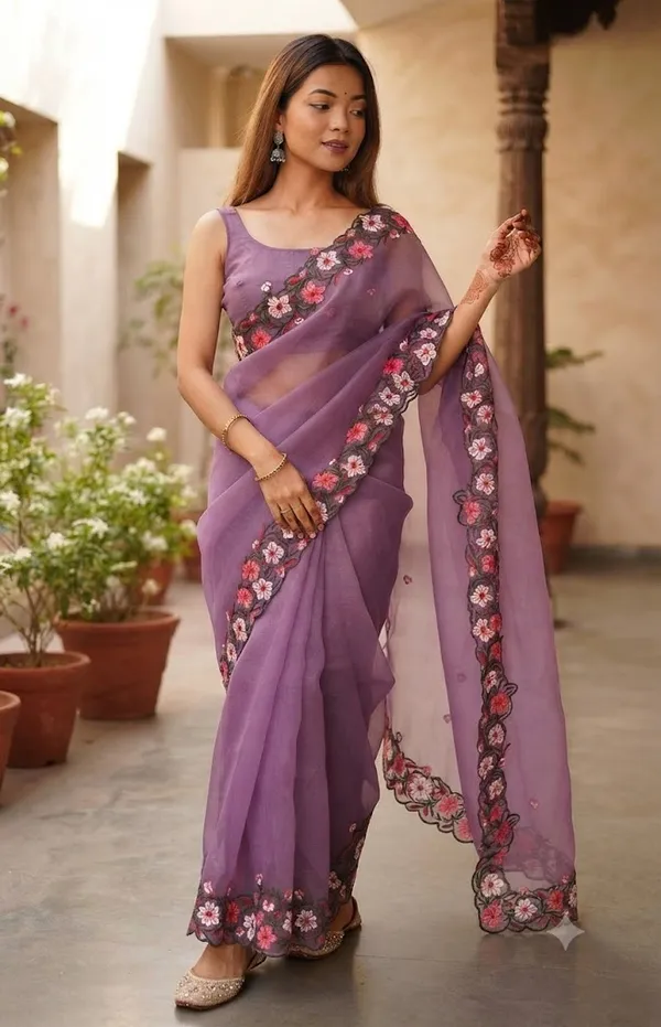 Women_Woven_Saree