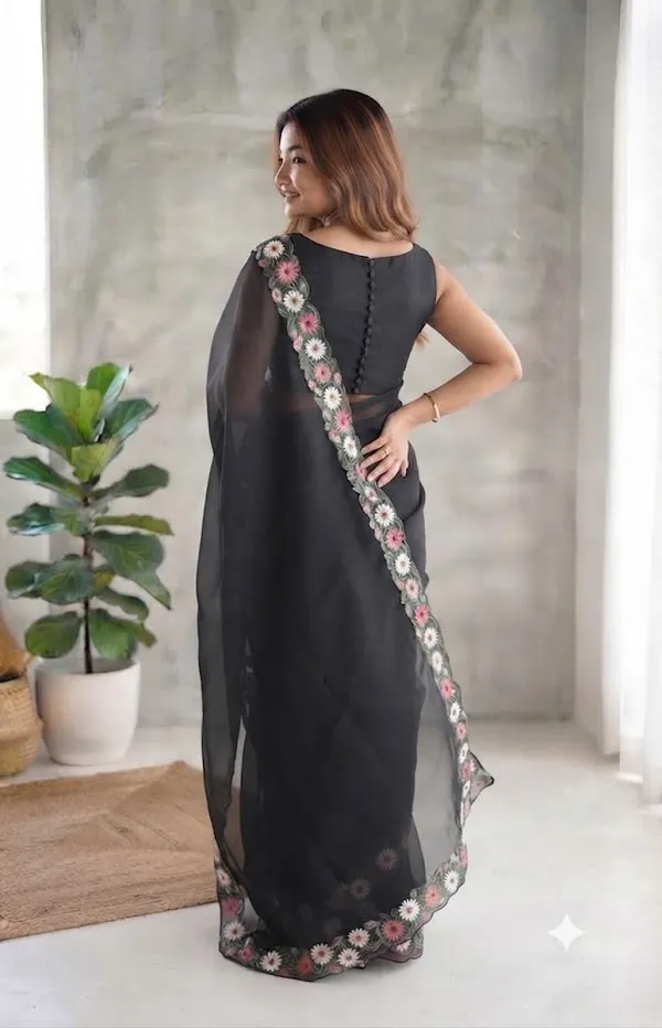 Women_Woven_Saree