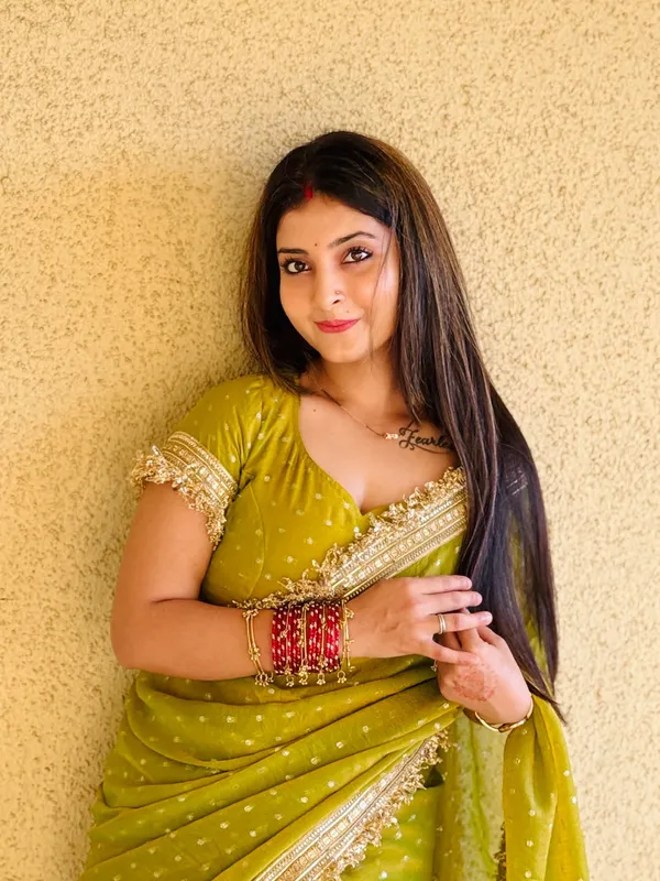 Women_Woven_Saree