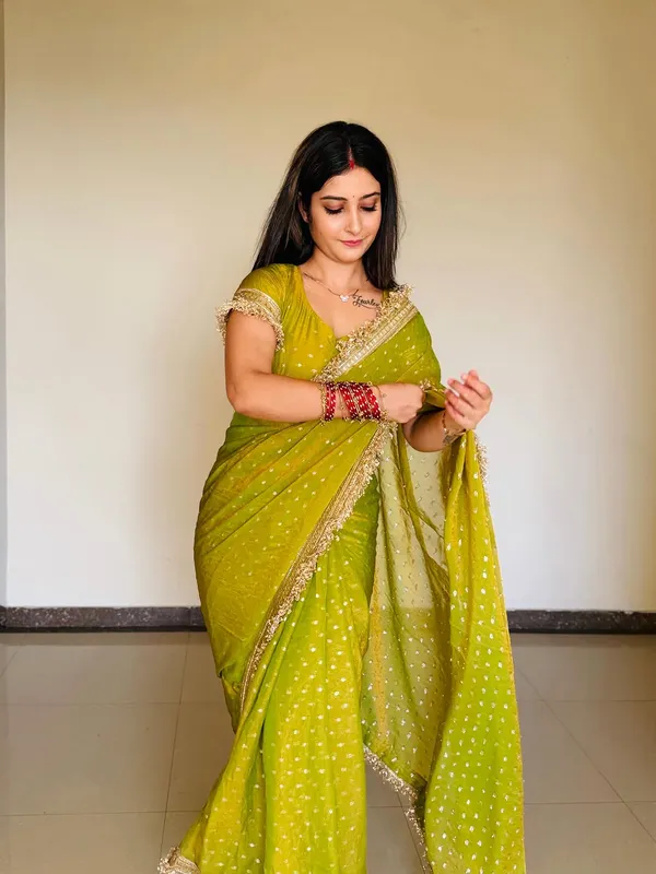 Women_Woven_Saree