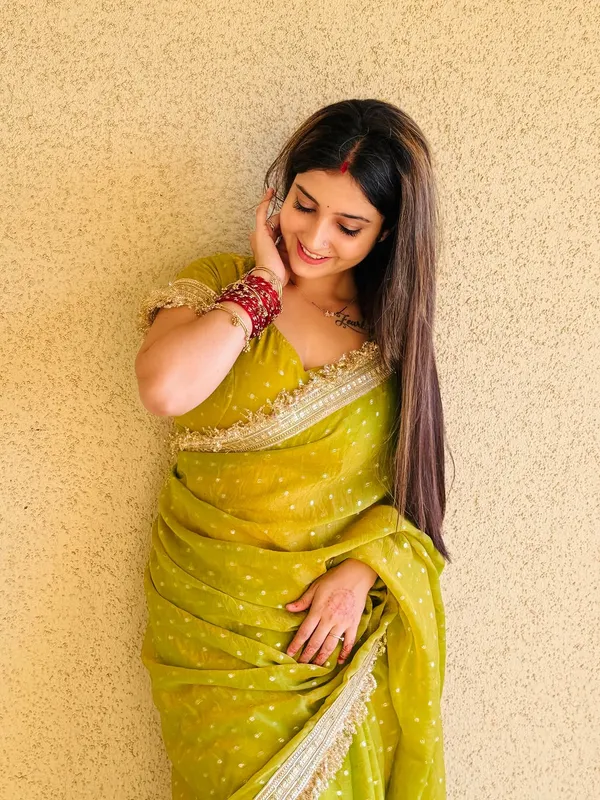Women_Woven_Saree