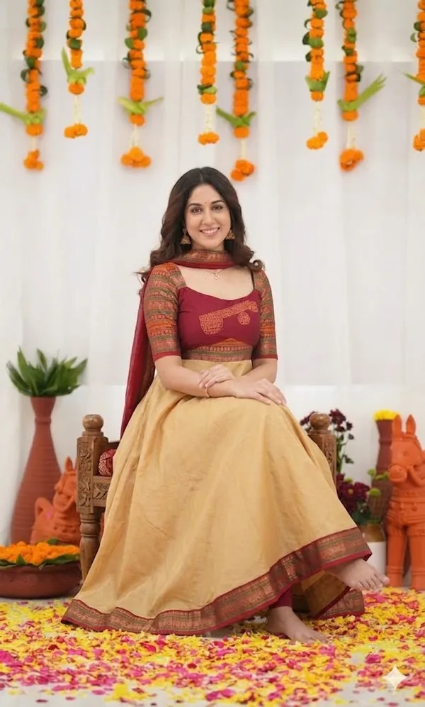 Women_Embellished_Kurta_With_Dupatta