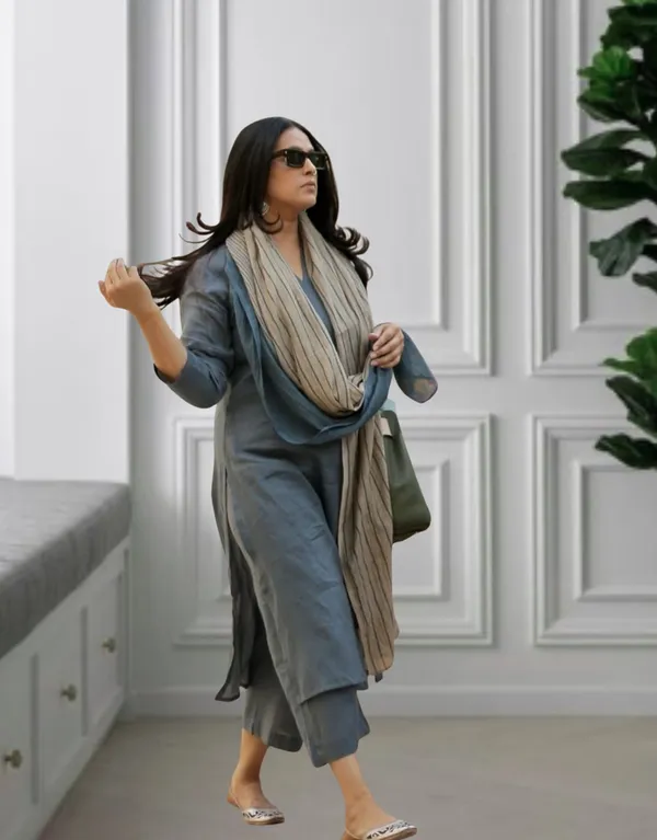 Women_Embellished_Kurta_Set