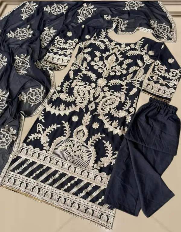 Women_Embellished_Kurta_Set
