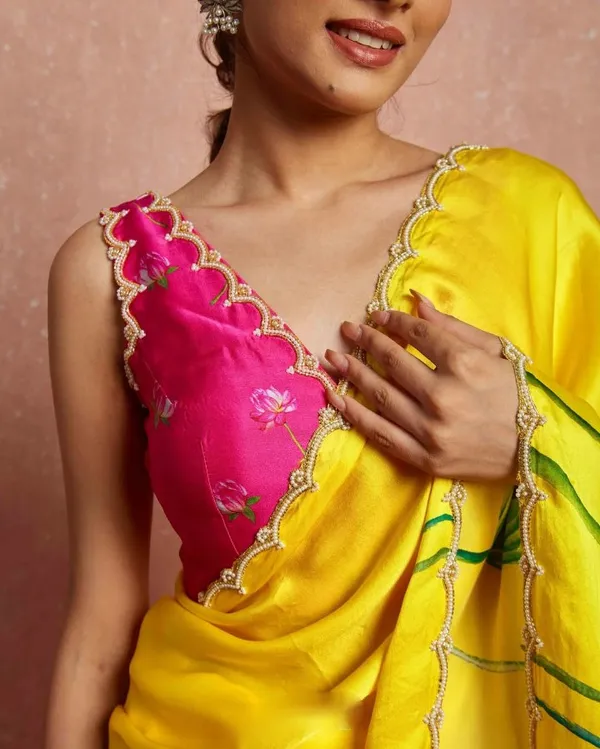 Yellow_Organza_Silk_Saree_For_Women