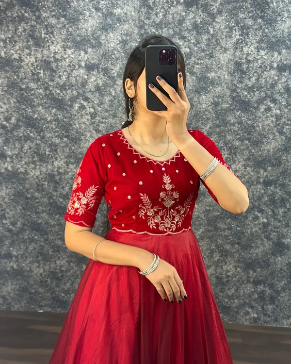 Woven_Design_Kurta_With_Dupatta