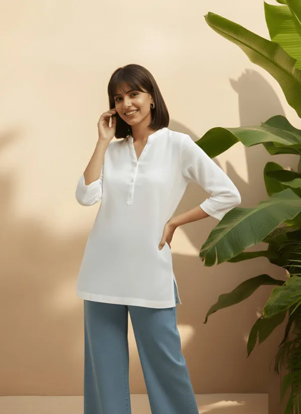 Woman_Classic_White_Fancy_Tunic