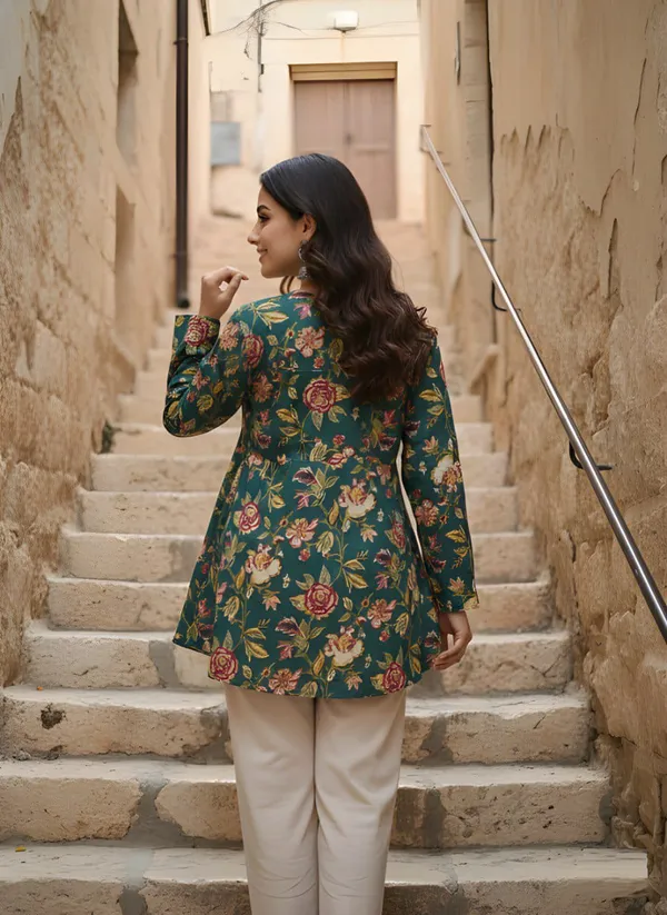 Woman_Green_Cotton_Fancy_Tunic