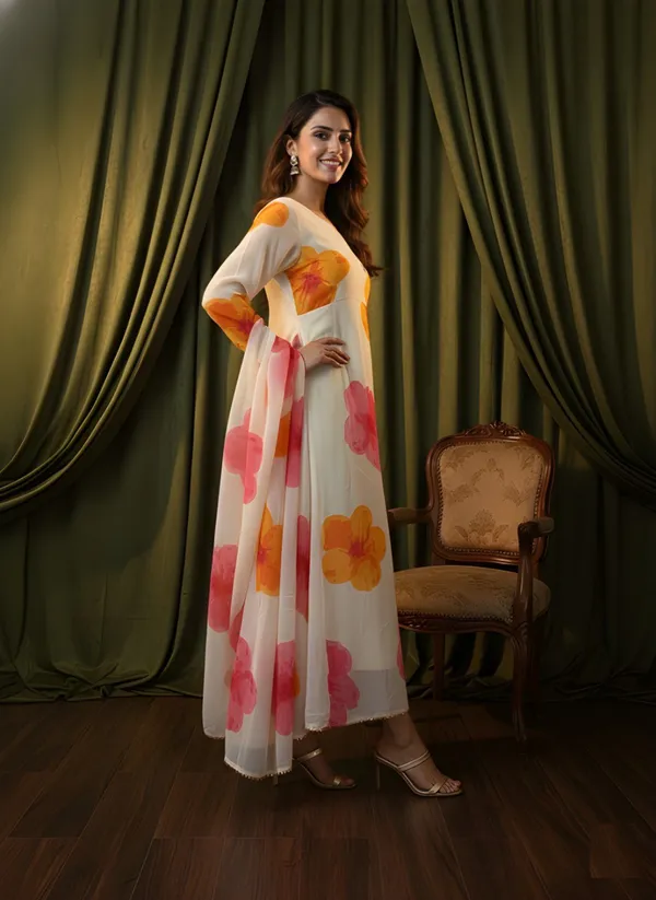 White_Georgette_Kurta_With_Dupatta_For_Women