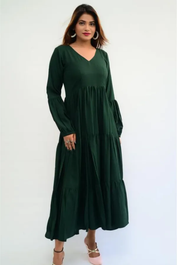 Green_Silk_Gown_For_Women