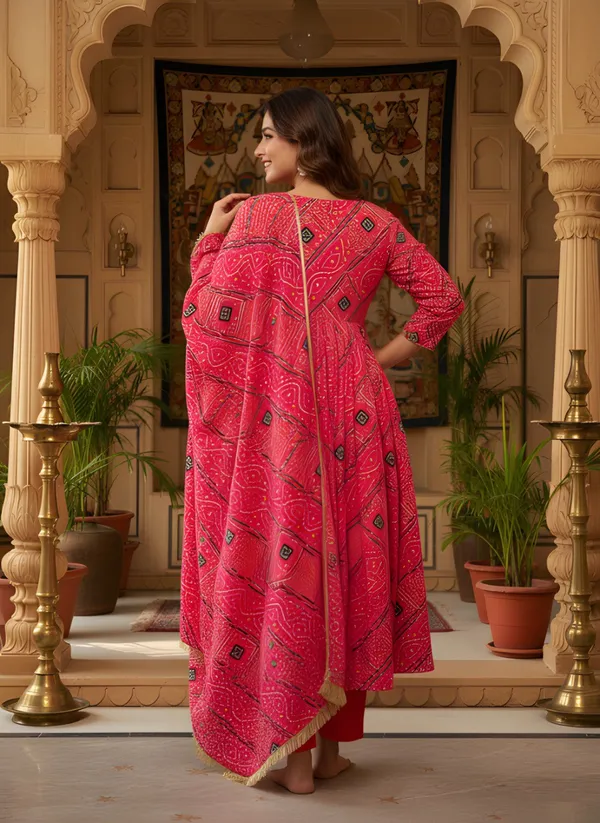 Red_Delta_Silk_Kurta_Set_For_Women