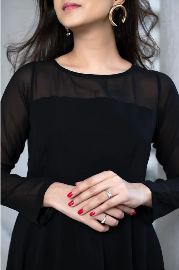Woman_Black_Georgette_Fancy_Dress