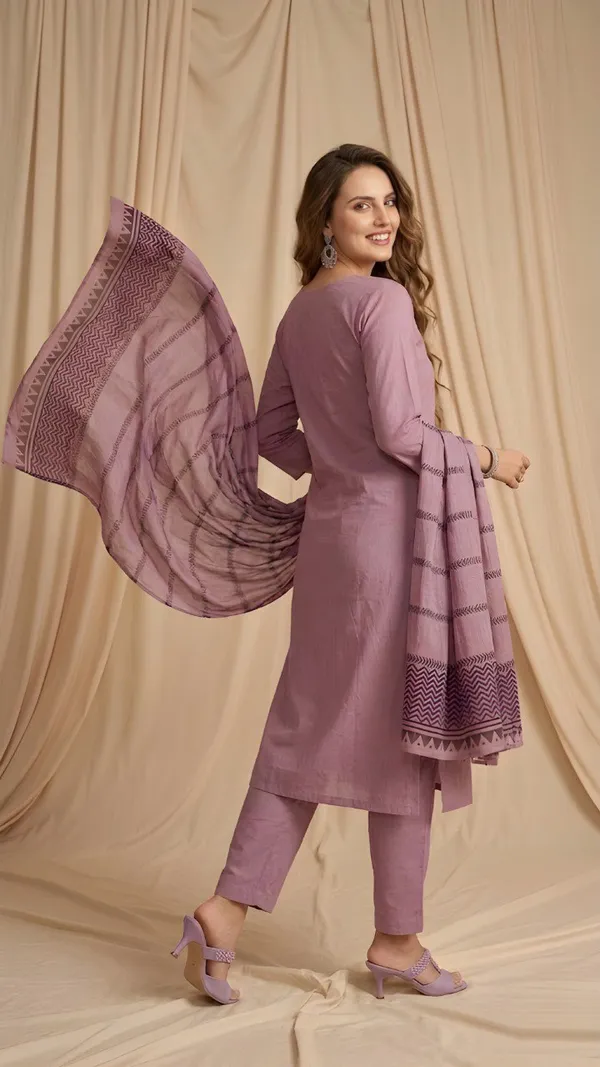 Lavender_Cotton_Kurta_Set_For_Women