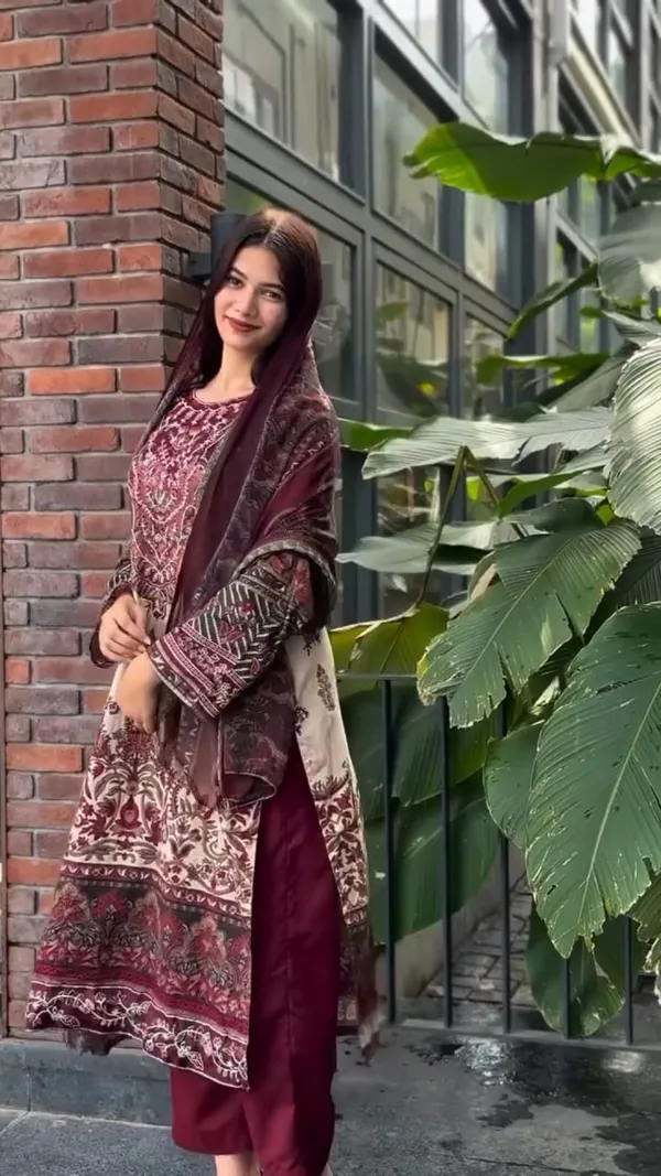 Maroon_Rayon_Kurta_Set_For_Women