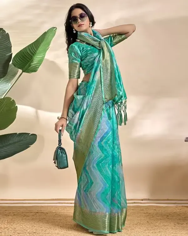 Light_Green_Art_Silk_Saree_For_Women