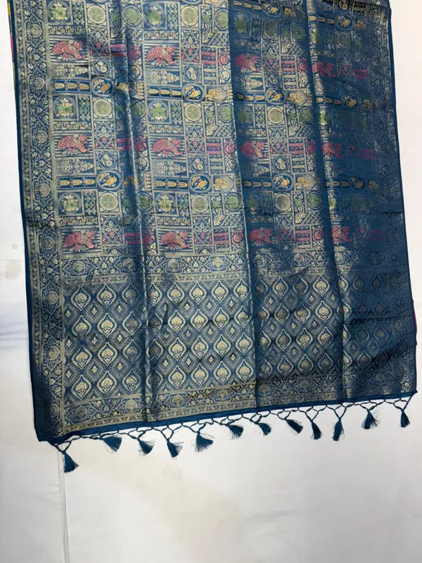 Grey_Silk_Banarasi_Blue_Border_Zari_Woven_Saree_For_Women