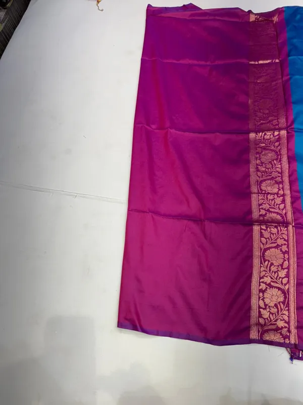 Blue_And_Magenta_Silk_Banarasi_Zari_Border_Saree_For_Women